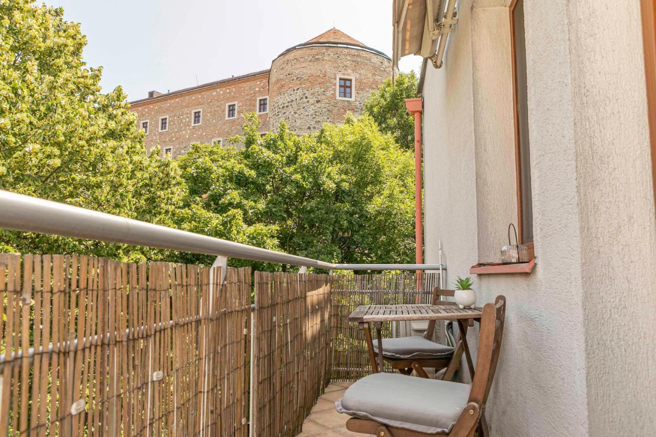 Castle View Apartment With Free Parking Bratislava Dış mekan fotoğraf